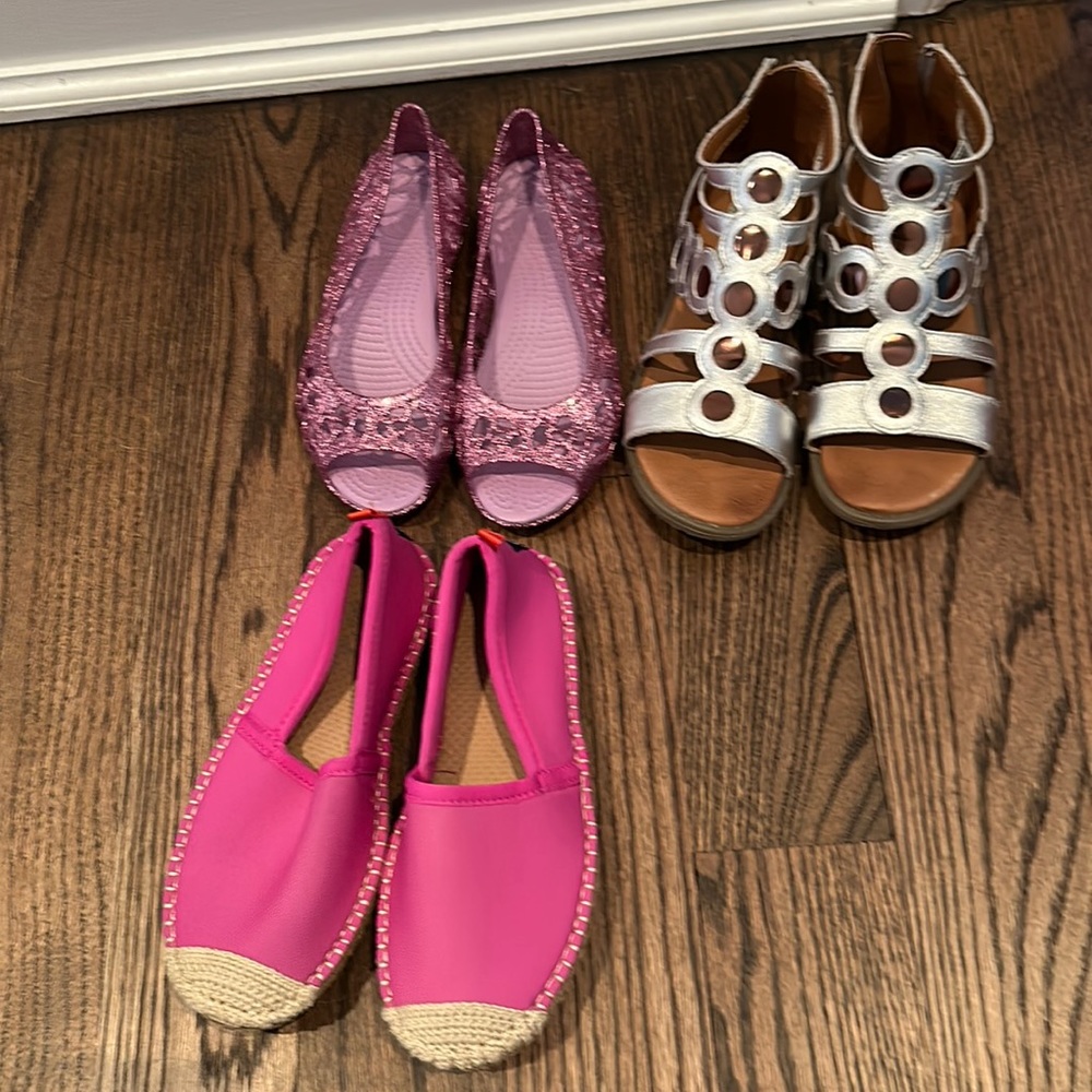 Crocs